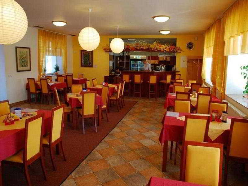 Hotel Senimo Olomouc Dış mekan fotoğraf